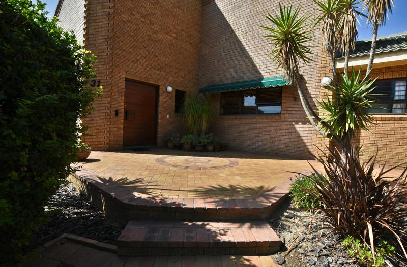 3 Bedroom Property for Sale in Vierlanden Western Cape